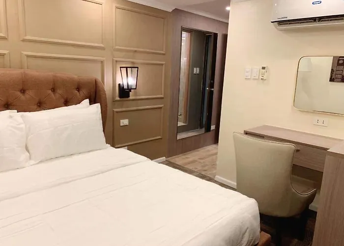 Isabelle Deluxe In Makati *